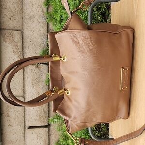 Marc by Marc Jacobs Too Hot to Handle Pebbled leather Saddle Bag in Tan Leather